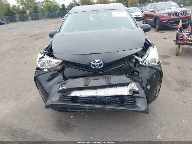 46143267 :رقم المزاد ، JTDZN3EU9GJ051698 vin ، 2016 Toyota Prius V Four مزاد بيع