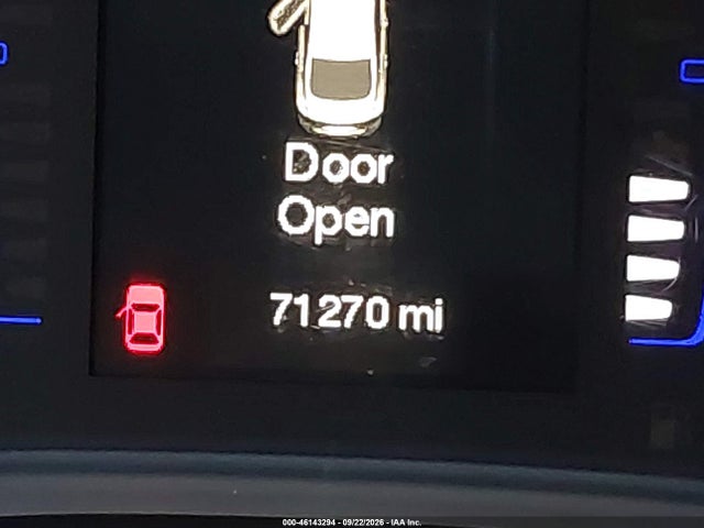 2015 Chrysler 200 Limited მანქანა იყიდება აუქციონზე, vin: 1C3CCCAB8FN507704, აუქციონის ნომერი: 46143294
