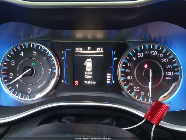 2015 Chrysler 200 Limited მანქანა იყიდება აუქციონზე, vin: 1C3CCCAB8FN507704, აუქციონის ნომერი: 46143294