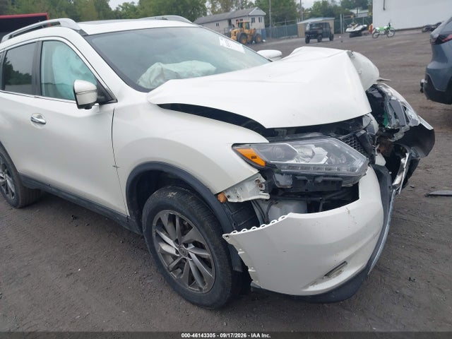 2015 Nissan Rogue Sl მანქანა იყიდება აუქციონზე, vin: 5N1AT2MV5FC817397, აუქციონის ნომერი: 46143305