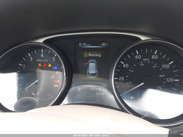 2015 Nissan Rogue Sl მანქანა იყიდება აუქციონზე, vin: 5N1AT2MV5FC817397, აუქციონის ნომერი: 46143305