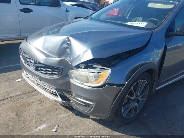 Продажа на аукционе авто 2016 Volvo V60 Cross Country T5, vin: YV4612HK7G1018327, номер лота: 46143321