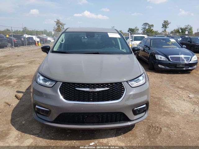 2024 Chrysler Pacifica Hybrid Select მანქანა იყიდება აუქციონზე, vin: 2C4RC1S74RR200140, აუქციონის ნომერი: 46143334