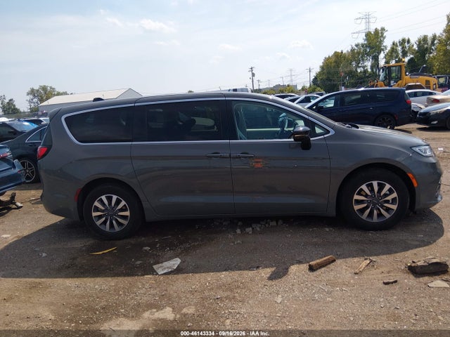 2024 Chrysler Pacifica Hybrid Select მანქანა იყიდება აუქციონზე, vin: 2C4RC1S74RR200140, აუქციონის ნომერი: 46143334