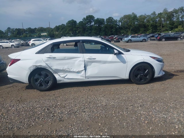 Продаж на аукціоні авто 2021 Hyundai Elantra Hybrid Blue, vin: KMHLM4AJ7MU008218, номер лоту: 46143352