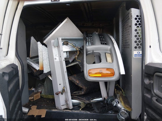 46143358 :رقم المزاد ، 1GCGG25RX11161951 vin ، 2001 Chevrolet Express مزاد بيع