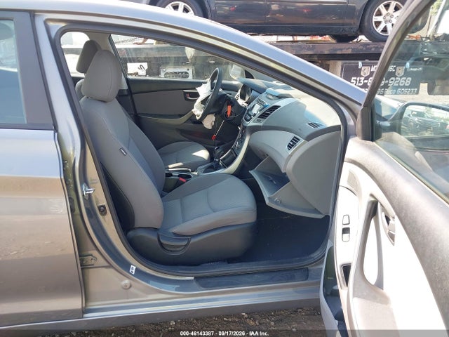 2014 Hyundai Elantra Se მანქანა იყიდება აუქციონზე, vin: 5NPDH4AE6EH470913, აუქციონის ნომერი: 46143387