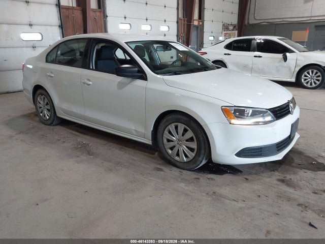 46143393 :رقم المزاد ، 3VW1K7AJ1EM433777 vin ، 2014 Volkswagen Jetta 2.0l S مزاد بيع