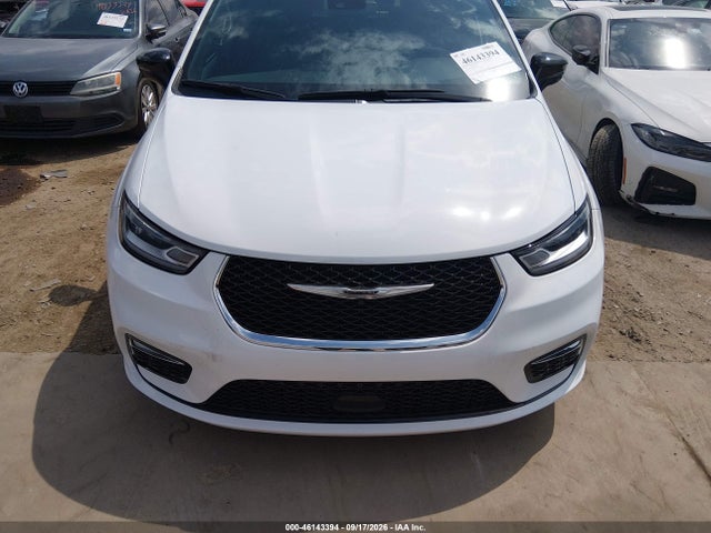 Продажа на аукционе авто 2025 Chrysler Pacifica Select, vin: 2C4RC1BG3SR594770, номер лота: 46143394