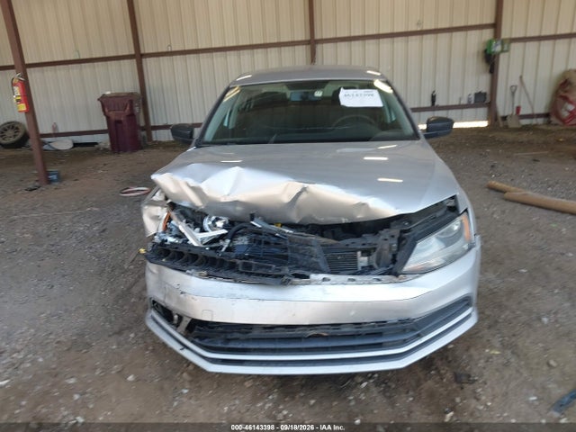 2015 Volkswagen Jetta 2.0l S მანქანა იყიდება აუქციონზე, vin: 3VW2K7AJ6FM286684, აუქციონის ნომერი: 46143398