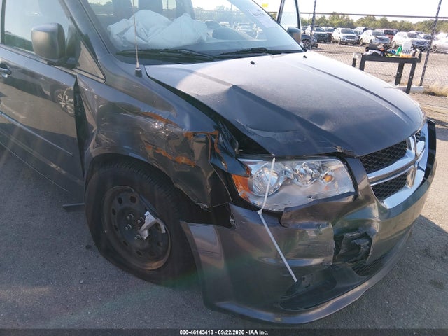 2C4RDGBG3HR701356 Dodge Grand Caravan Se