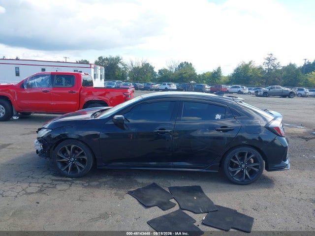 2018 Honda Civic Sport მანქანა იყიდება აუქციონზე, vin: SHHFK7G42JU205732, აუქციონის ნომერი: 46143448