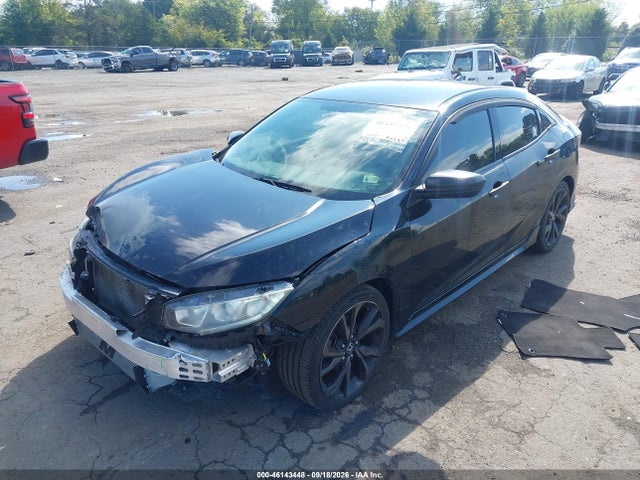 2018 Honda Civic Sport მანქანა იყიდება აუქციონზე, vin: SHHFK7G42JU205732, აუქციონის ნომერი: 46143448