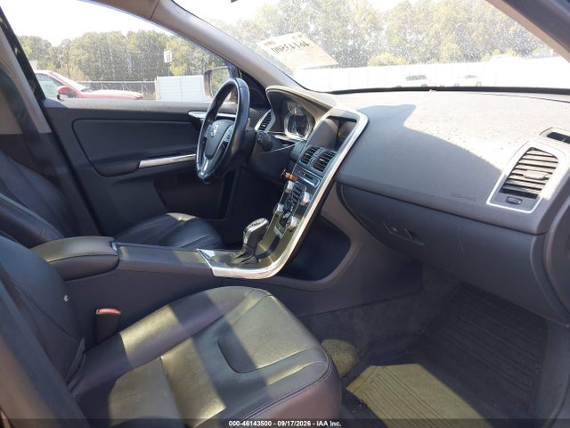 Продаж на аукціоні авто 2016 Volvo Xc60 T5 Drive-e Premier, vin: YV440MDK5G2783171, номер лоту: 46143500