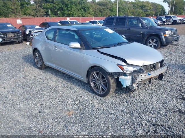 46143515 :رقم المزاد ، JTKJF5C76B3006680 vin ، 2011 Scion Tc مزاد بيع