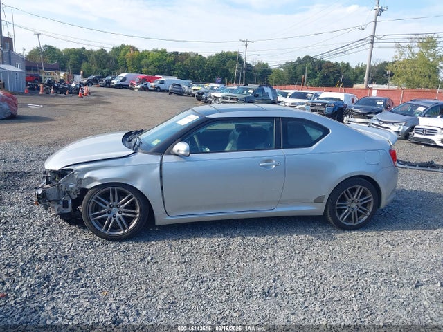 46143515 :رقم المزاد ، JTKJF5C76B3006680 vin ، 2011 Scion Tc مزاد بيع