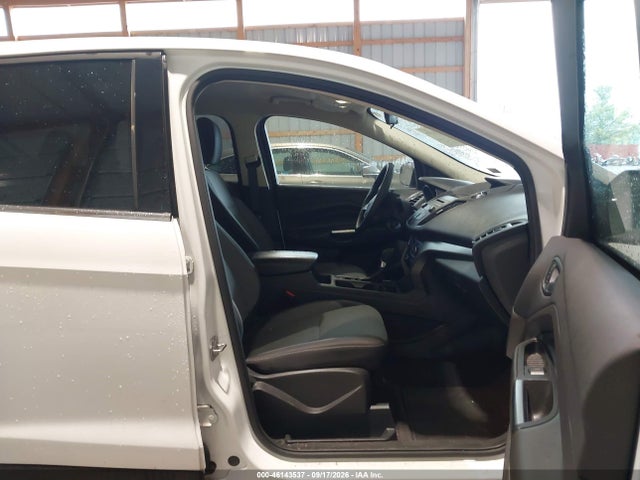 Продаж на аукціоні авто 2017 Ford Escape Se, vin: 1FMCU0GD4HUE76732, номер лоту: 46143537