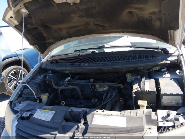 46143575 :رقم المزاد ، 2D4GP44LX5R342416 vin ، 2005 Dodge Grand Caravan Sxt مزاد بيع