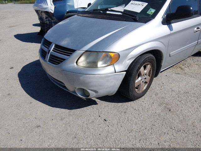 46143575 :رقم المزاد ، 2D4GP44LX5R342416 vin ، 2005 Dodge Grand Caravan Sxt مزاد بيع