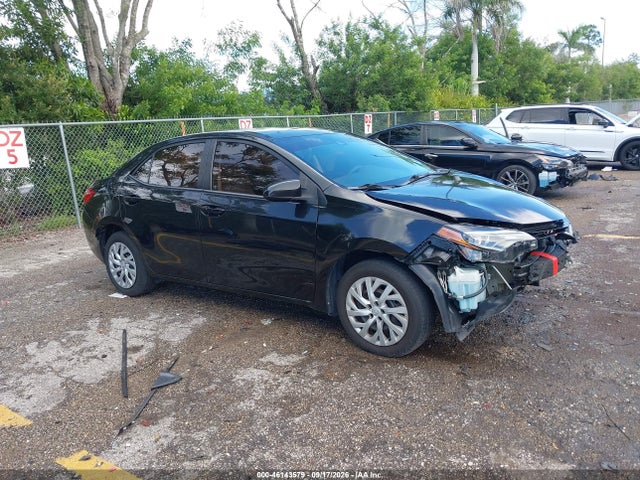 2017 Toyota Corolla Le მანქანა იყიდება აუქციონზე, vin: 5YFBURHE6HP670476, აუქციონის ნომერი: 46143579