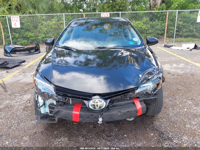 46143579 :رقم المزاد ، 5YFBURHE6HP670476 vin ، 2017 Toyota Corolla Le مزاد بيع