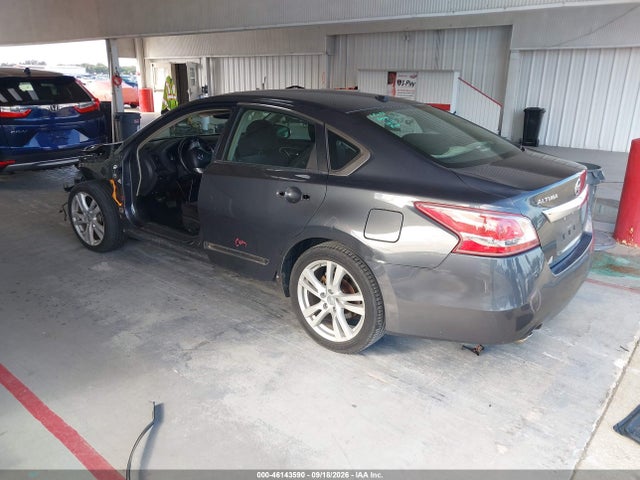 Продажа на аукционе авто 2013 Nissan Altima 3.5 Sv, vin: 1N4BL3AP1DC112877, номер лота: 46143590