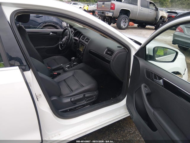 Продаж на аукціоні авто 2017 Volkswagen Jetta 1.8t Sel/1.8t Sel Premium, vin: 3VWL17AJ3HM269500, номер лоту: 46143607