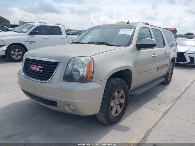 2014 Gmc Yukon Xl 1500 Slt მანქანა იყიდება აუქციონზე, vin: 1GKS1KE01ER117863, აუქციონის ნომერი: 46143670