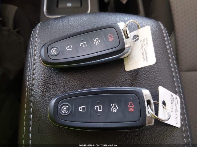 46143683 :رقم المزاد ، 1FMCU0GD5KUC09042 vin ، 2019 Ford Escape Se مزاد بيع