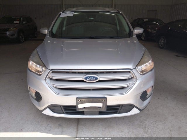 46143683 :رقم المزاد ، 1FMCU0GD5KUC09042 vin ، 2019 Ford Escape Se مزاد بيع