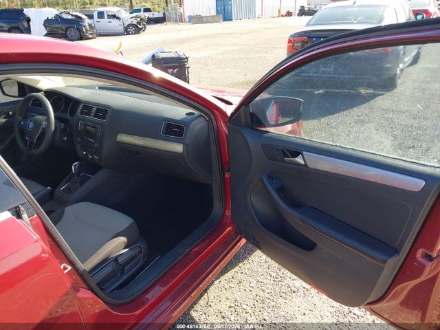 2017 Volkswagen Jetta 1.4t S მანქანა იყიდება აუქციონზე, vin: 3VW2B7AJXHM265596, აუქციონის ნომერი: 46143700
