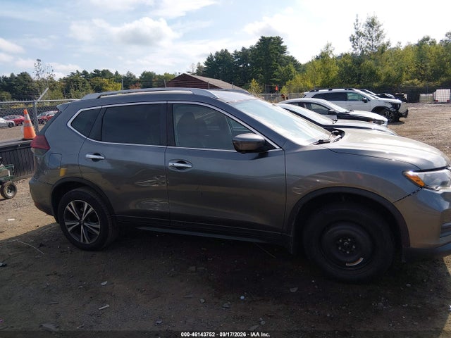 46143752 :رقم المزاد ، 5N1AT2MV8KC800653 vin ، 2019 Nissan Rogue Sv مزاد بيع