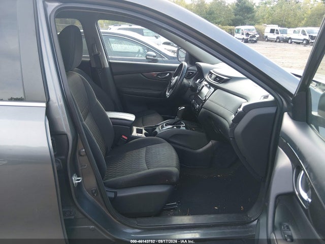 46143752 :رقم المزاد ، 5N1AT2MV8KC800653 vin ، 2019 Nissan Rogue Sv مزاد بيع