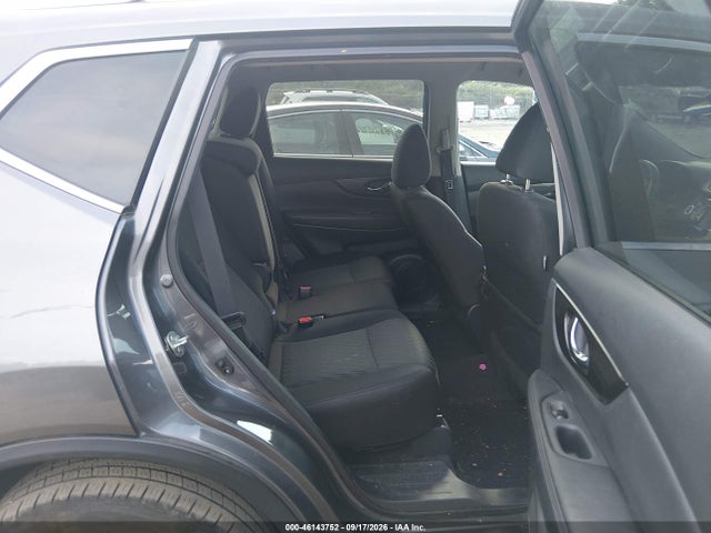 46143752 :رقم المزاد ، 5N1AT2MV8KC800653 vin ، 2019 Nissan Rogue Sv مزاد بيع