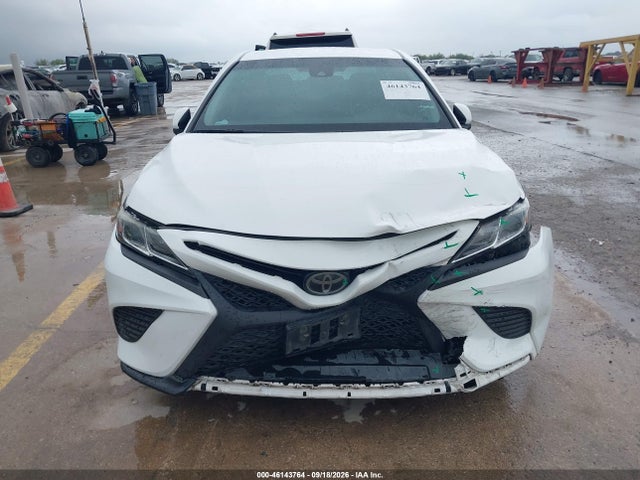 Продажа на аукционе авто 2018 Toyota Camry Se, vin: 4T1B11HK6JU110347, номер лота: 46143764