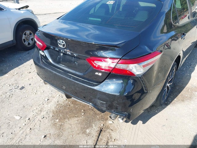 46143778 :رقم المزاد ، 4T1B11HK5KU231193 vin ، 2019 Toyota Camry Se مزاد بيع