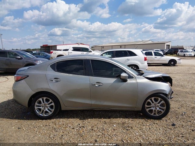46143780 :رقم المزاد ، 3MYDLBZVXGY123292 vin ، 2016 Scion Ia مزاد بيع
