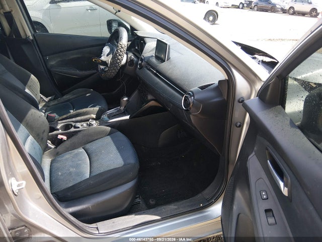 46143780 :رقم المزاد ، 3MYDLBZVXGY123292 vin ، 2016 Scion Ia مزاد بيع