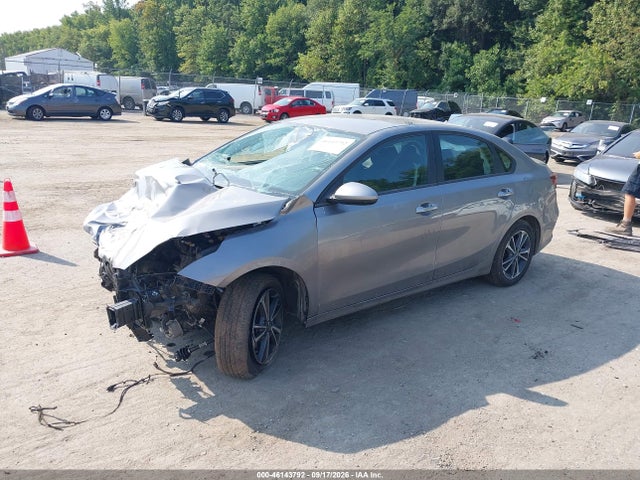 2024 Kia Forte Lxs მანქანა იყიდება აუქციონზე, vin: 3KPF24AD4RE731323, აუქციონის ნომერი: 46143792