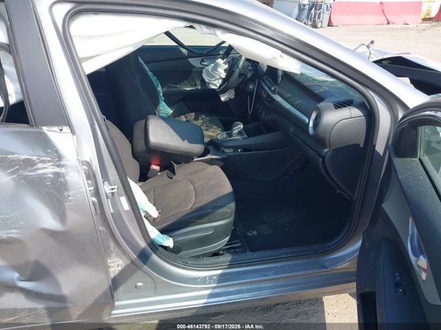 2024 Kia Forte Lxs მანქანა იყიდება აუქციონზე, vin: 3KPF24AD4RE731323, აუქციონის ნომერი: 46143792