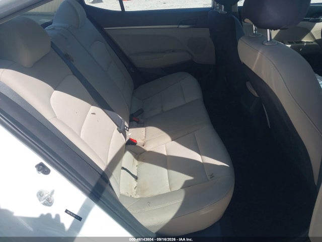 46143804 :رقم المزاد ، 5NPD74LF3JH278304 vin ، 2018 Hyundai Elantra Se مزاد بيع