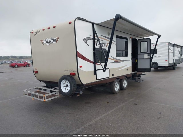 Продаж на аукціоні авто 2015 Shasta 255rs, vin: 5ZT2SYRB0FE005053, номер лоту: 46143855