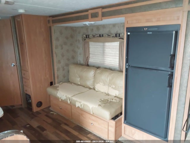 Продаж на аукціоні авто 2015 Shasta 255rs, vin: 5ZT2SYRB0FE005053, номер лоту: 46143855