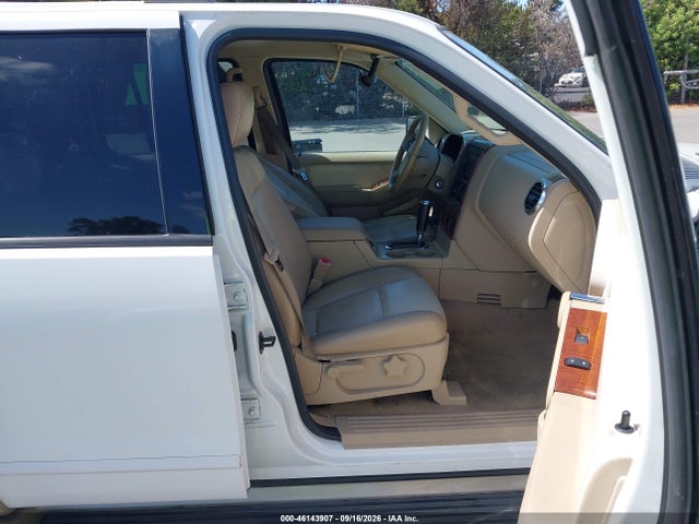 Auction sale of the 2006 Ford Explorer Eddie Bauer, vin: 1FMEU64E56UB24698, lot number: 46143907