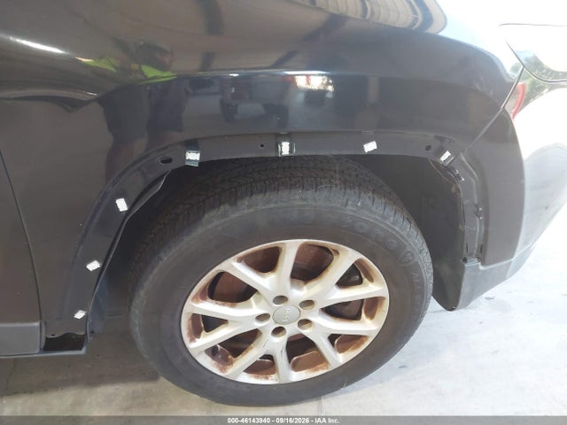 Auction sale of the 2014 Jeep Cherokee Latitude, vin: 1C4PJLCBXEW186581, lot number: 46143940