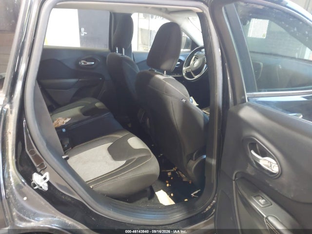 Auction sale of the 2014 Jeep Cherokee Latitude, vin: 1C4PJLCBXEW186581, lot number: 46143940