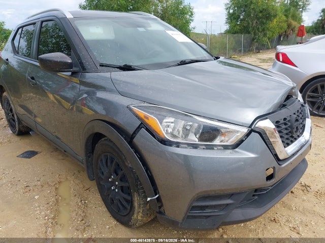 46143975 :رقم المزاد ، 3N1CP5CUXKL517559 vin ، 2019 Nissan Kicks S مزاد بيع