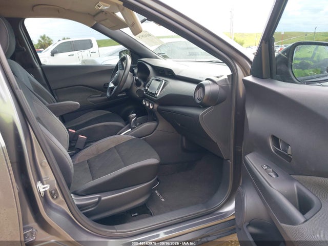 46143975 :رقم المزاد ، 3N1CP5CUXKL517559 vin ، 2019 Nissan Kicks S مزاد بيع
