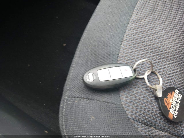 46143982 :رقم المزاد ، JN8AS5MV5BW675395 vin ، 2011 Nissan Rogue Sv مزاد بيع