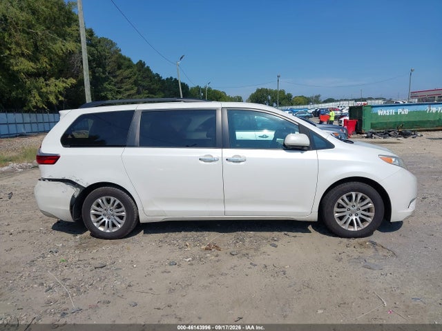 Aukcja sprzedaży 2017 Toyota Sienna Xle 8 Passenger, vin: 5TDYZ3DC2HS900129, numer aukcji: 46143996